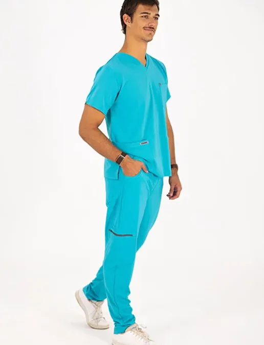 Professional Scrubs: How to Look Sharp at Work Every Day
